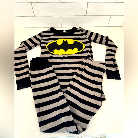 Hanna Andersson Other - Hanna Andersson Pajamas Batman. Size 120 (6-7). Set. Top and matching bottom.